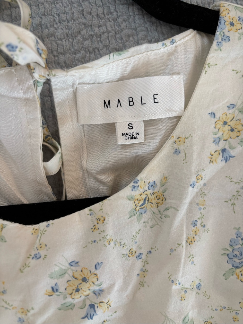 MABLE Cream Floral Puff-Sleeve Dress with Blue & Yellow Flowers - Picture 3 of 4